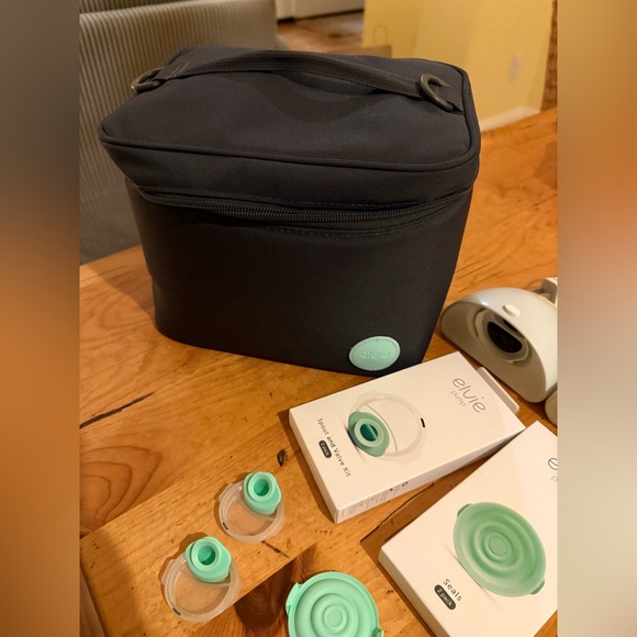 Elvie wearable handsfree pump - Picture 3 of 3